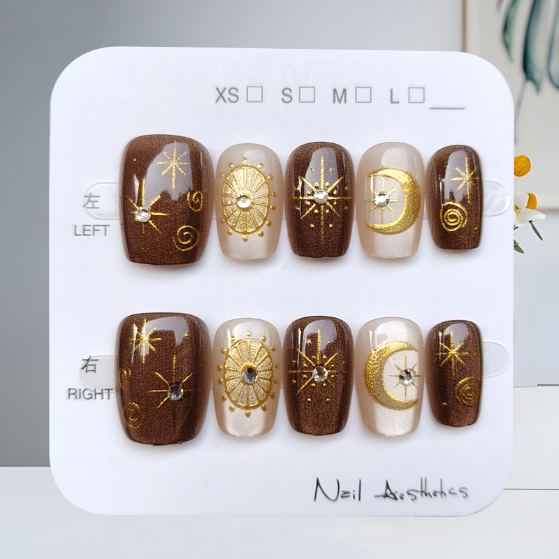 Nail Art Quirky - 10 Stücke Herbst und Winter Braun