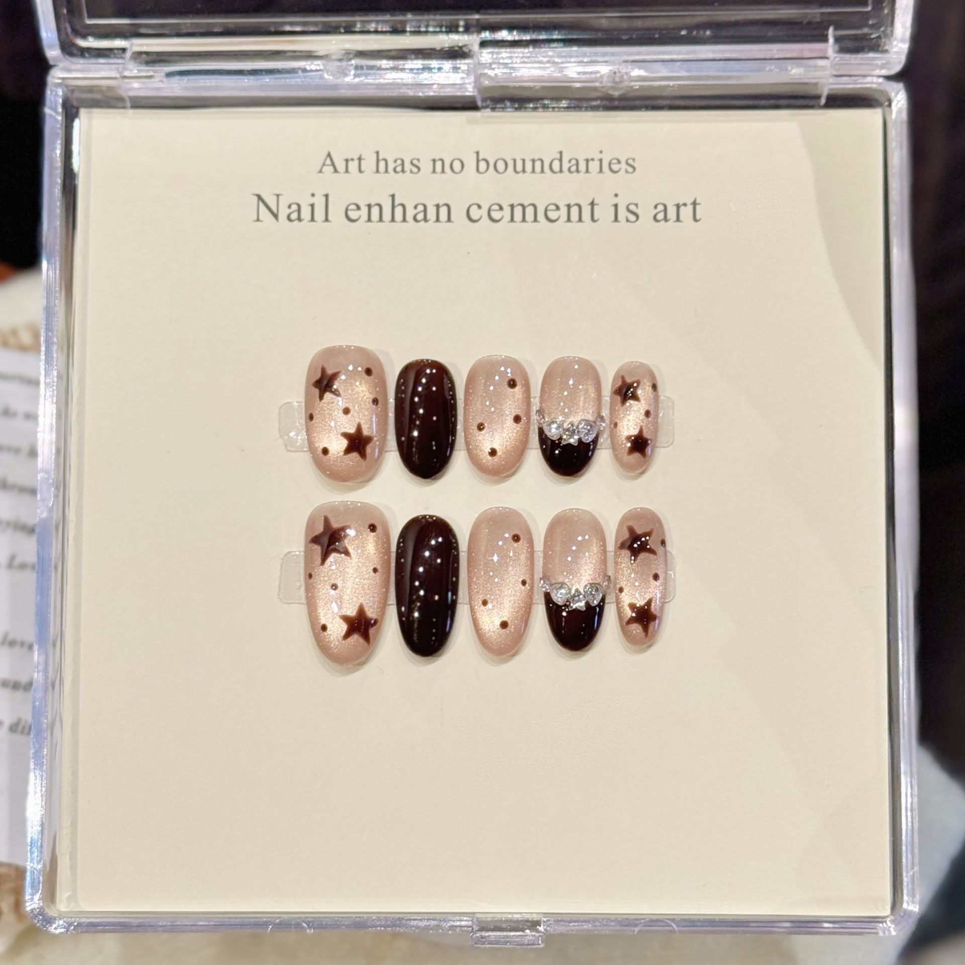 Nail Adhesive Tab - 10 Stück Luxuriöse Handgefertigte Aufklebenägel Kurz