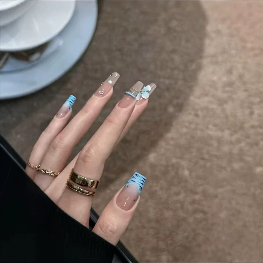 10 Stück handgemachte Press-On – Nail Art Zebra Design Bewertung und Preis