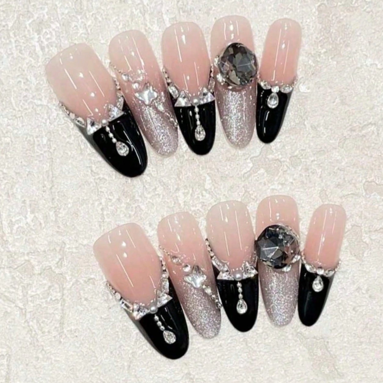 10 Stück lange, schwarze Frenc – Nail Art Quirky Bewertung und Preis
