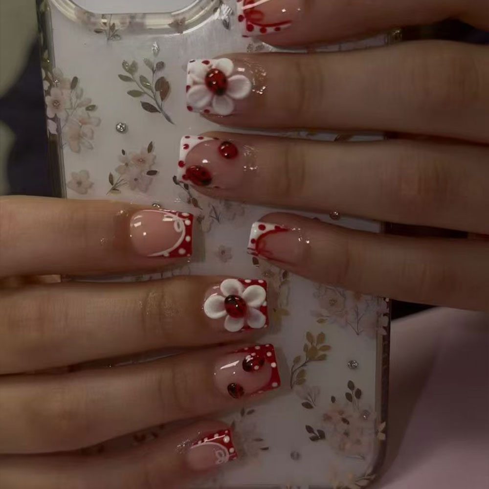 24 Stück pro Set. Rechteckige  – Nail Art Design Bewertung und Preis