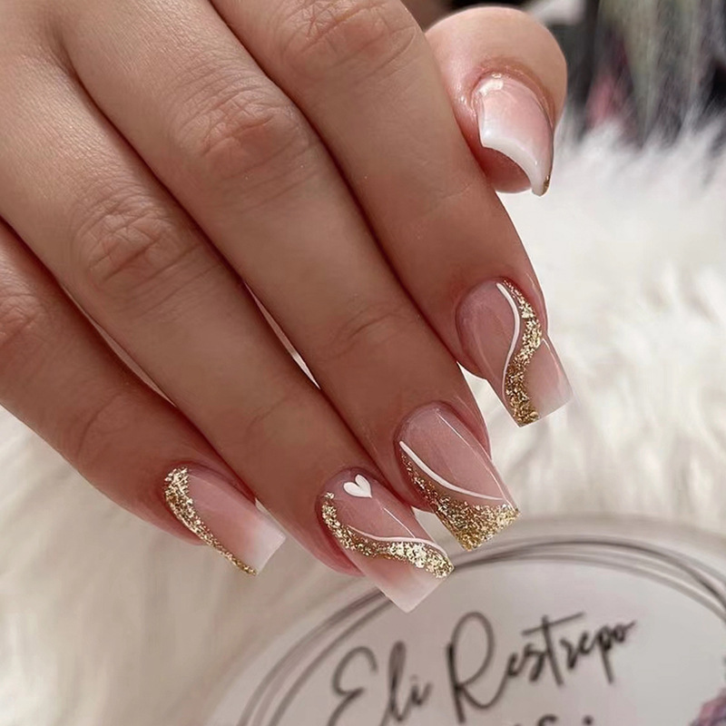 Kurze, mittellange künstliche  – Nail Art Design Bewertung und Preis